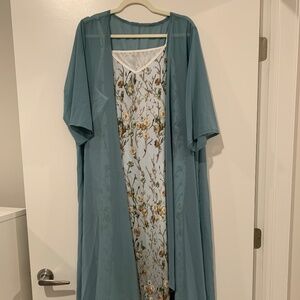 Brand new! Green-blue flowery maxi dress